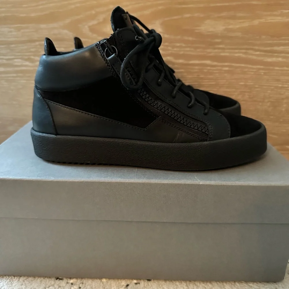 Giuseppe Zanotti Hi Top Sneaker-Leather/Suede-Size 41 MEN